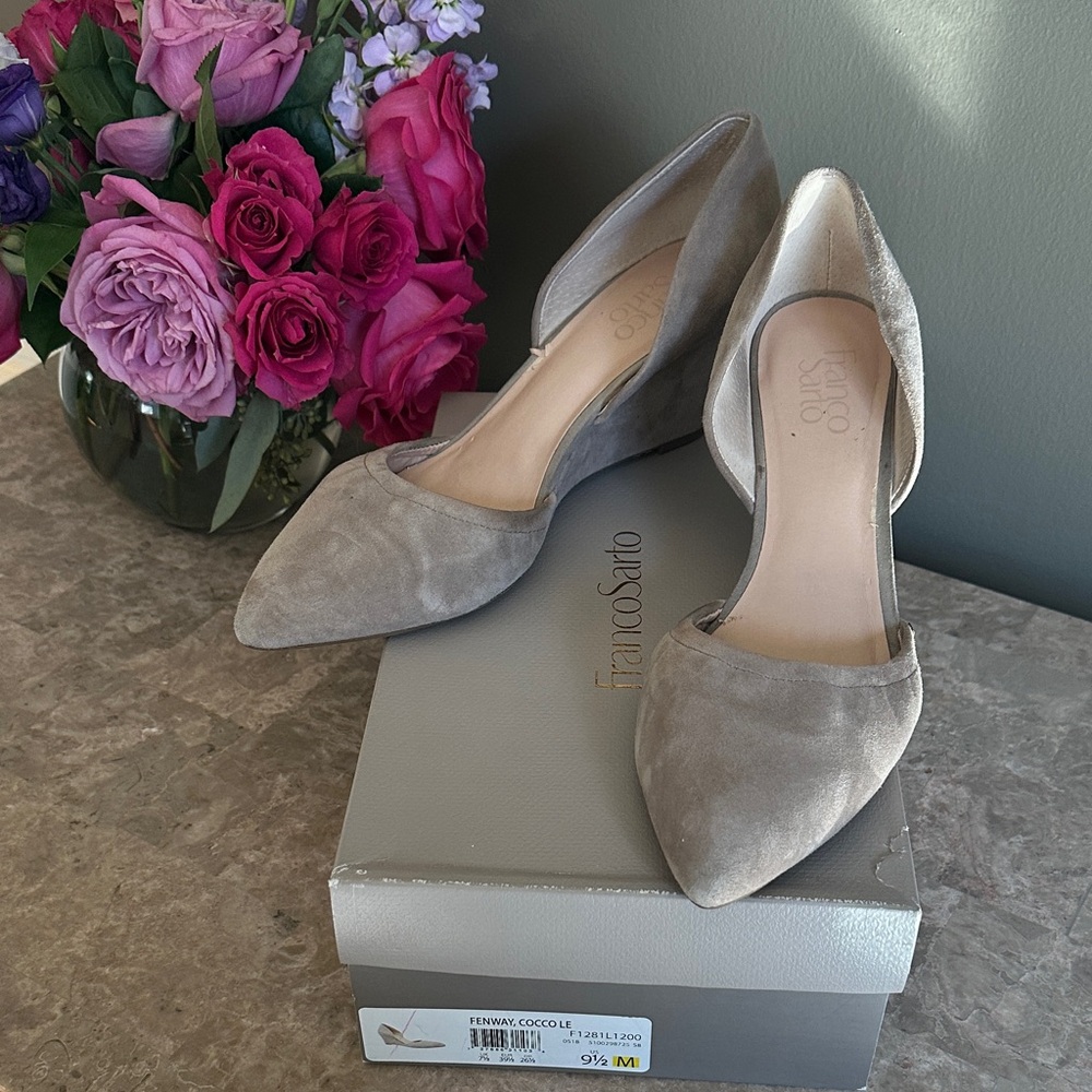 Franco Sarto Women's Gray Suede Heels